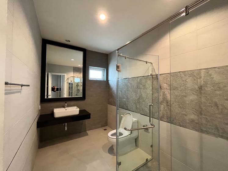 House with Shared Pool in Sukhumvit 